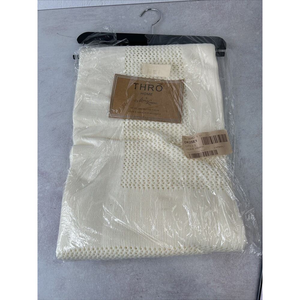 THRO‎ by Marlo Lorenz Cream Knit 60x50